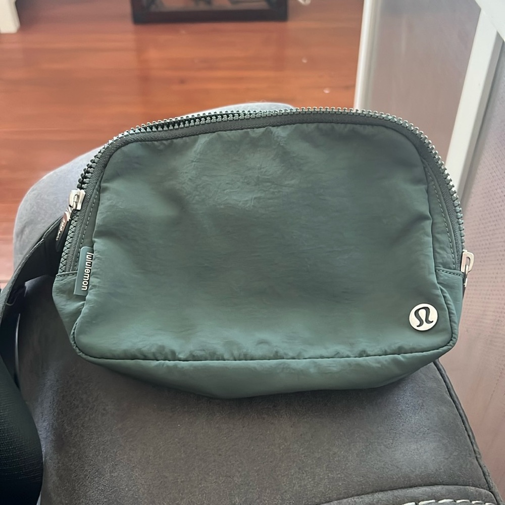 Lululemon Crossbody